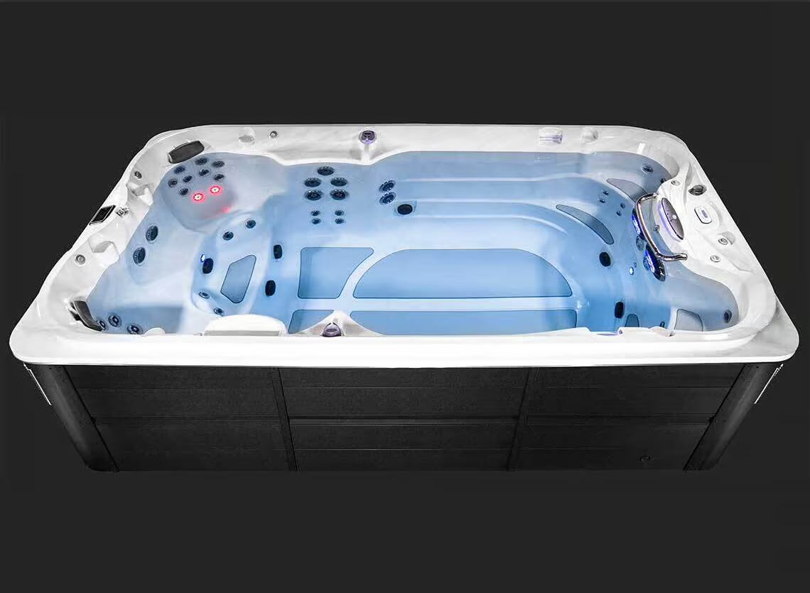 Spa de nage Jacuzzi® J-14 nouveauté